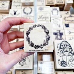 Vintage Wreath Rubber Stamp