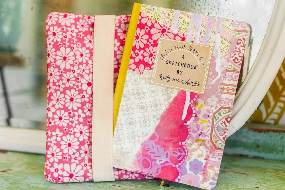 Create Your Heart Out Pen Pouch with Elastic Band Create Your Heart Out Pen Pouch With Elastic Band -Little Craft Place 215fc617daa32c26c272ab993c86bce6d29f256c74de38c554a29021c7b44264